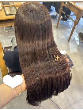 レイリー(LAiLy) 透明感たっぷり多幸感ブラウンベージュ