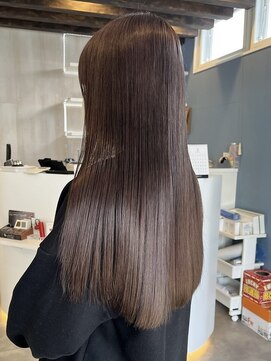 プラス ファースト ヘア(Plus 1st) モカブラウン×艶髪ストレート