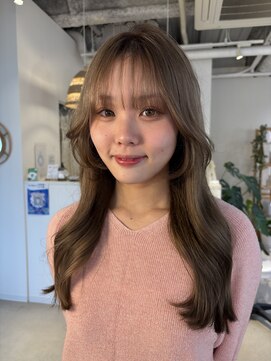 ココルアナ(coco luana) グレージュ/韓国風/ケアブリーチ/髪質改善/ハイトーン/学割