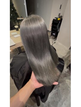 リア 布施店(Lia) グレー