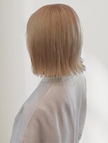 ヘアーメイク グロー(hair make grow)&nbsp;ブリーチカラー ハイトーン 外ハネボブ 抜きっぱなしブロンド