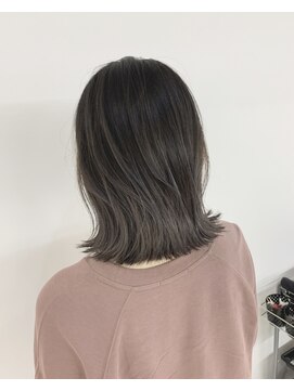 リアン(Lien) グレージュグラデーション/ブリーチ/ダブルカラー/ボブ/髪質改善
