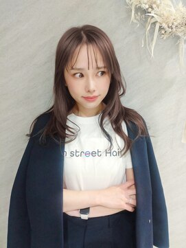 ハイストリートヘア(High street Hair) シースルーバング＋重めサイドバング×カーキベージュ