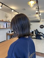 ルームズアンドルーツ(ROOMS&ROOTS) 透明感オリーブカラー/大人カジュアルボブ