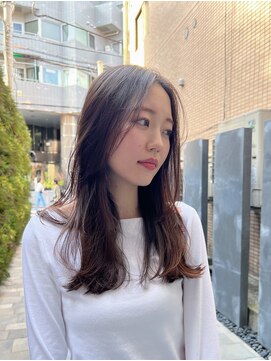 ナヌーク ダイカンヤマ(nanuk daikanyama) 重さの残ったバングレスソングヘア