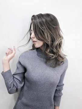 ジゼル(gisele) ハイライトスタイル