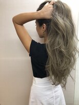 ファインズヘアー ボウ(Fine's Hair BOW) 透明度抜群！！シルバーアッシュハイトーンカラー☆