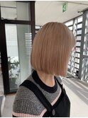 【艶髪】ハイトーン白髪ぼかしボブスタイル