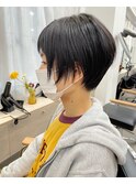 ナチュラルおしゃれな黒髪ベリーショート!