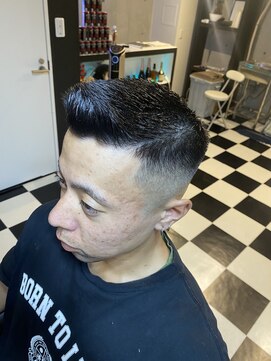 バッドバーバー 蒲田店(BAD BARBER) フェザーアップスキンフェード