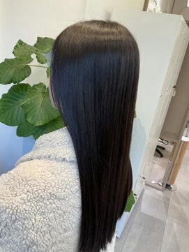 クク(coucou) グレージュカラー