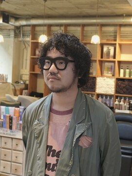 ヒカリス 中崎店(HIKARIS) メンズ × パーマ