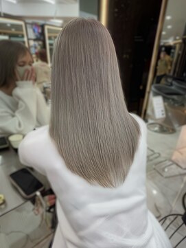 ラピス 渋谷本店(Lapis) グレー/レイヤーカット/髪質改善/エクステ/バイカルテ