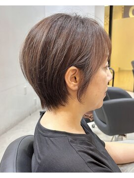 ヨファ ヘアー(YOFA hair) 似合わせ　大人ショート