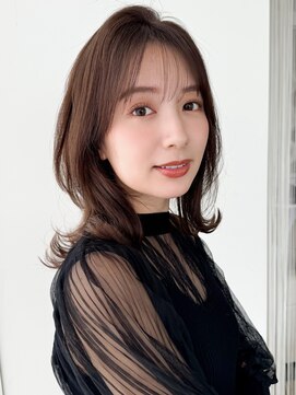アグノス 青山(Agnos) 斜めバングサイドバングフェイスフレーミングうる艶髪愛され