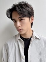 トルネード(TORNADO)&nbsp;色気ある毛流れフェザーパーマアップバングビジネスシーンt1010