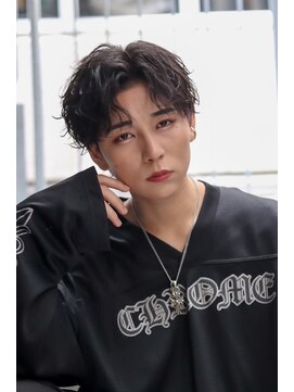 トゥルークリエイション 大宮(True Creation) 無造作センターパート