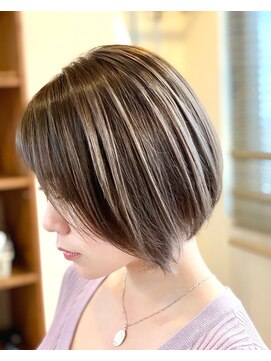 ブリッツ レボ(BLITZ-REVO) 着物ヘア/大人ガーリー/ダークアッシュ/似合わせカット/柏駅