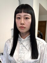 ナループロアポンテ(Nalu pu loa PONTE)&nbsp;黒髪ストレートヘアオン眉ロングフルバングオージュアトリ