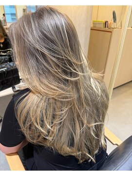 ヘアーポケット リタ(HAIR POCKET ritta) 〈城下〉レイヤーカット× バレイヤージュ