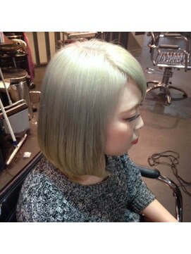 ゾーマ(ZOUMA) クリアカラー 白 シルバー グラデーション