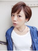 dee 大人かわいい流し前髪アッシュショート