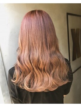 ジーナ(XENA) ピンクベージュ