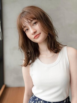 ドットハリス(.Hallis) 大人かわいい/小顔/ミディアムレイヤー/20代30代40代