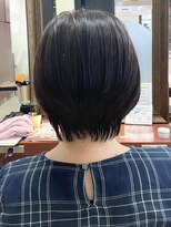 ヘアークリアー 春日部 大人可愛いバーム仕上げの束間くびれショート/30代40代50代