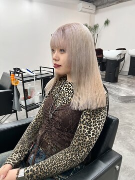 ケプカ(KEPKA) ホワイトグレージュ　顔まわりカット　(天神/今泉/薬院)