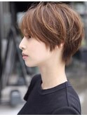 大人こそ似合う《吉沢ジュン》30代からの大人マッシュショート
