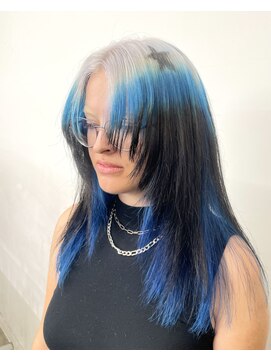 レコ 渋谷(LECO) ウルフレイヤーカットシルバーブルーブラックデザインカラー