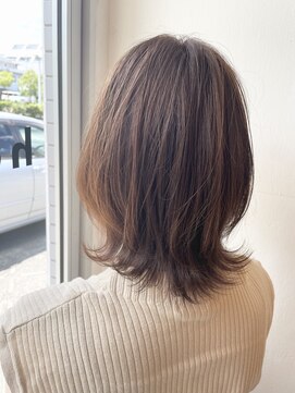 ヘアー ラボ(hair labo) くびれ　レイヤー　外ハネ　ラベージュ