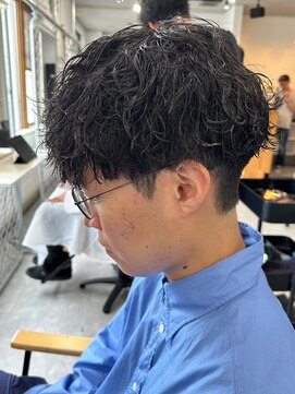 フゥ 宇都宮(FeU) 波巻きスパイラルパーマツイストパーマメンズマッシュパーマ