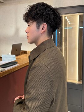 アトリエ(atelier.) メンズパーマ　ツーブロックマッシュ　束感スタイリング