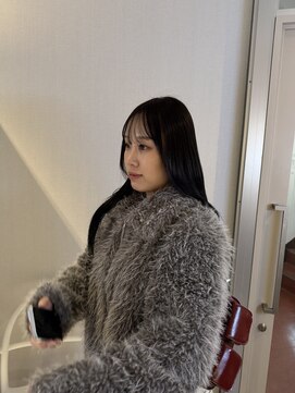 アム(amu) 黒髪/暗髪/透明感カラー/ブリーチなしカラー/レイヤーカット