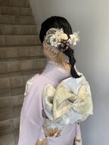 バズ(BUZZ) タイトめ編み下ろしヘア＊