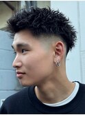 男らしさを引き出すならツイストスパイラルパーマで短髪パーマ