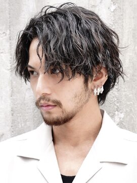 フィフス 大分(fifth) 大分ツイストスパイラルパーマメンズカットセンターパートウルフ