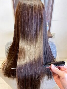 リュクス(LUXE) 透明感×チョコレートブラウン