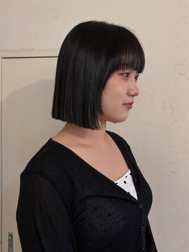 イルフレール(ill frere) 切りっぱなしボブ ぱつっと 前髪カット 似合わせ 美髪 中津