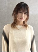 ミディアムハッシュカット