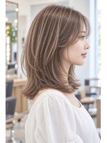 アーダーヘアサロン 森田店(ADER HAIR SALON)&nbsp;透明感ブラウンのミディアムレイヤー 顔周り軽やかスタイル