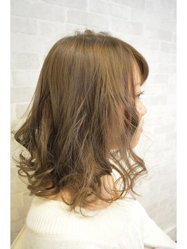 ビューティーコレクション 静岡北店 ふわふわカール