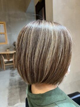 ダブリュー(W) スーパーハイライト