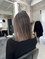 イキ 表参道(iki omotesando)&nbsp;モード/無造作ウェーブ/大人ガーリー[表参道駅]