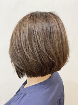 ネックス 表参道本店(nex) 【nex 表参道】白髪ぼかし ハイライト ショートボブ  齋藤