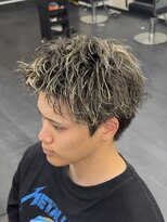 メンズサロンドットリアン(dot. lien)&nbsp;スパイキーショートメンズ刈り上げ骨格矯正カット