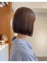 ワット(W) 【W】　芳賀　切りっぱなしボブ