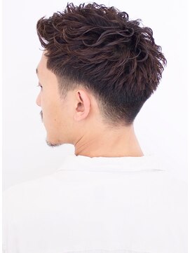 アイスバーグ ウェスト 清澄白河(eyesburg W/est) 無造作メンズベリーショート☆フェードアッシュブラウン